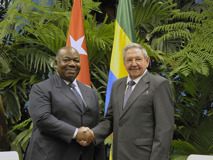Recibió Raúl al Presidente de la República Gabonesa Recibió Raúl al Presidente de la República Gabonesa