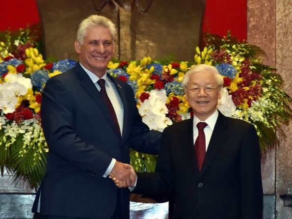 Cuban and Vietnamese presidents meet in Hanoi Cuban and Vietnamese presidents meet in Hanoi