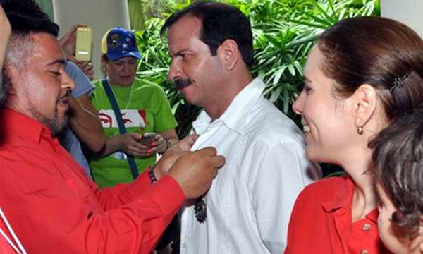Otorgan a Los Cinco alta distinción venezolana Otorgan a Los Cinco alta distinción venezolana