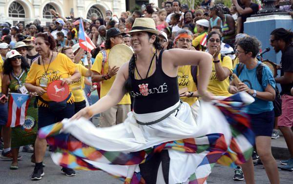 Concluyo En Santiago De Cuba 38 Festival Internacional Del Caribe Noticias En Cmbq Radio Enciclopedia