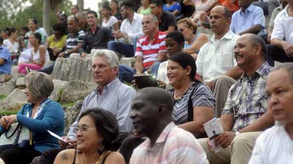 Reinauguran anfiteatro del Parque Lenin Reinauguran anfiteatro del Parque Lenin