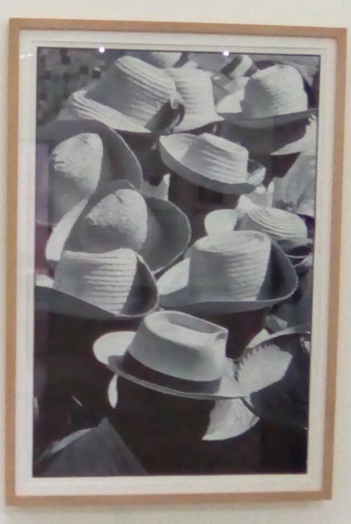 Miradas a pasajes históricos cubanos a través del arte fotográfico Miradas a pasajes históricos cubanos a través del arte fotográfico