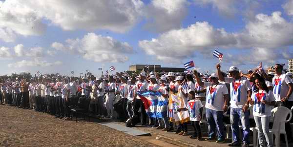 Rumbo a Sochi, delegación cubana al XIX Festival Mundial de la Juventud Rumbo a Sochi, delegación cubana al XIX Festival Mundial de la Juventud
