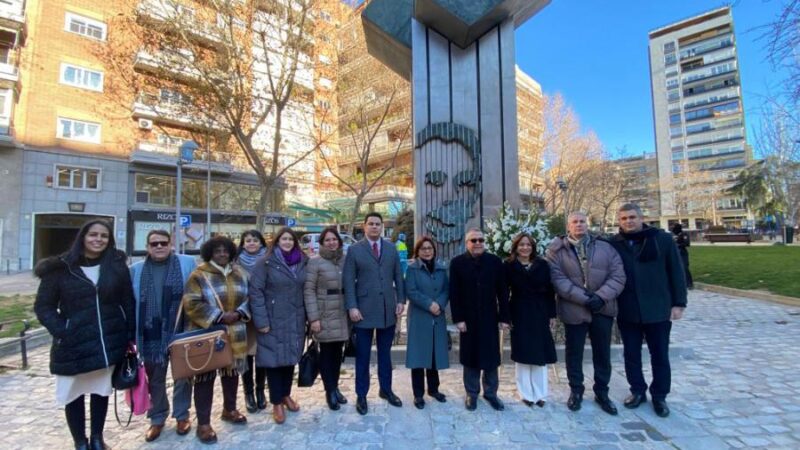 Tribute paid to Jose Marti on his 170th birthday in Spain