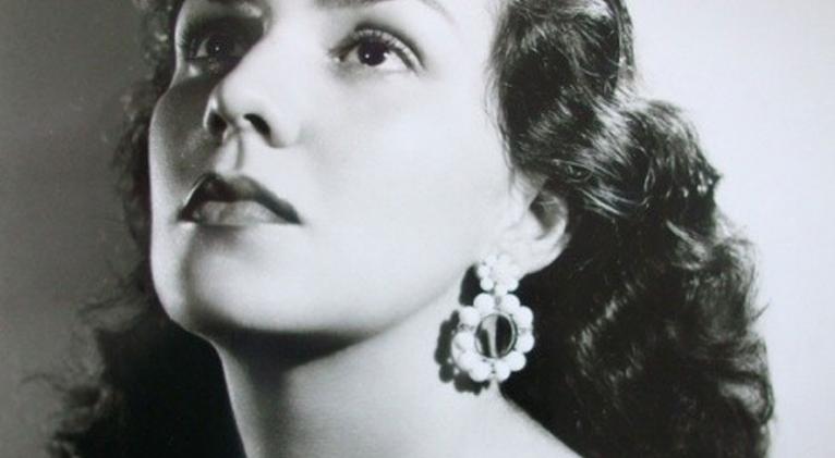 Raquel Revuelta. The tenacity of commitment