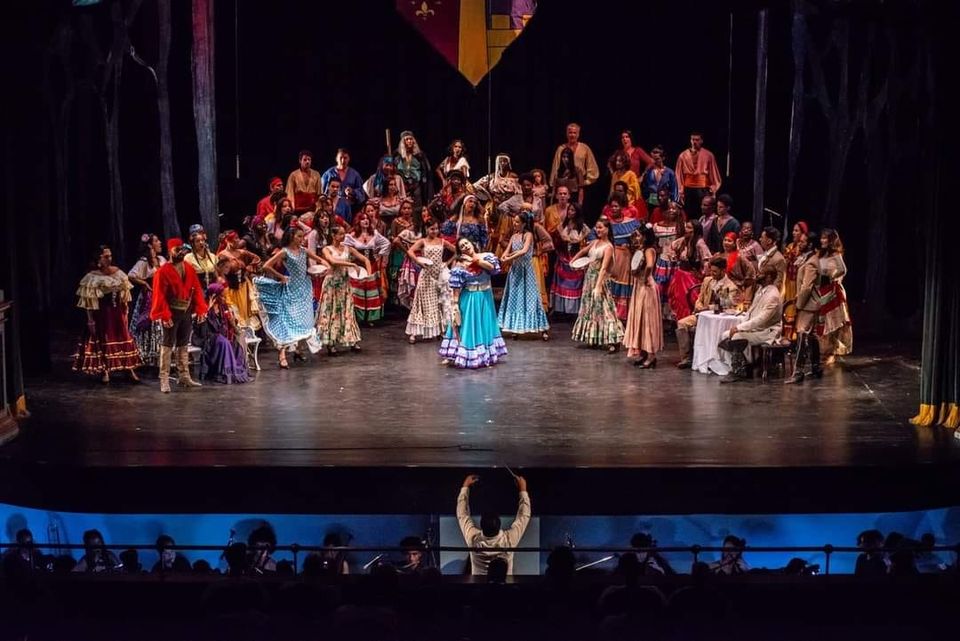 More than Six Decades Defending Cuban Opera Art