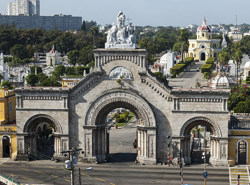 Colón Cemetery: An Open-Air Museum