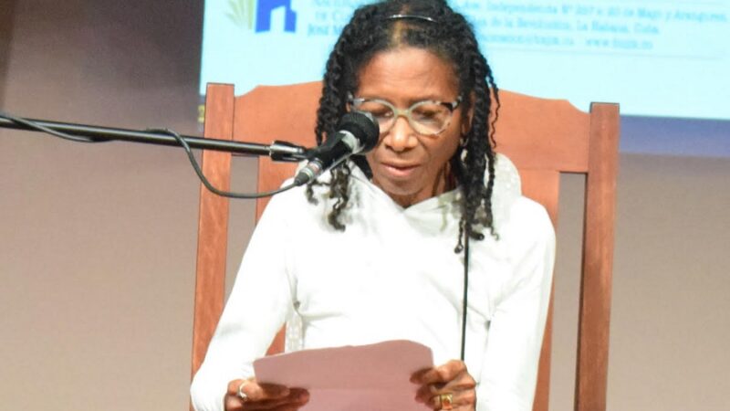 Book à la Carte with Poet and Cultural Promoter Soleida Ríos