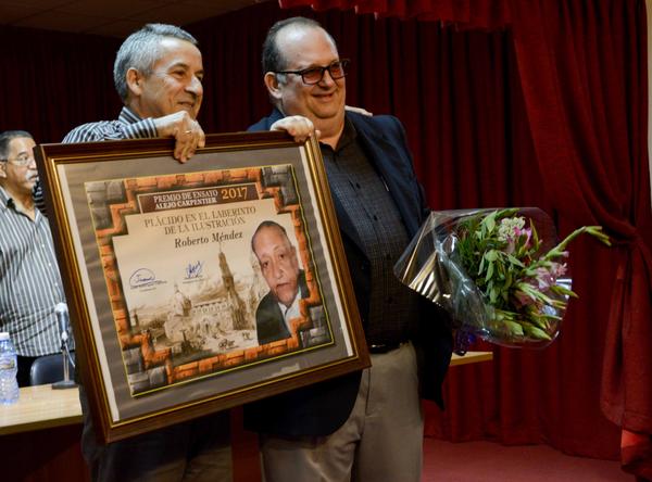 Reciben laureados premios literarios Carpentier y Guillén 2017