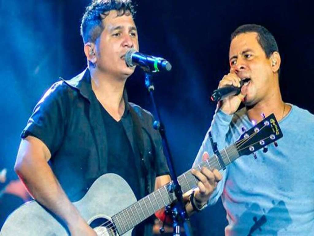Dúo cubano Buena Fe muy contento con su tercera visita a Costa Rica