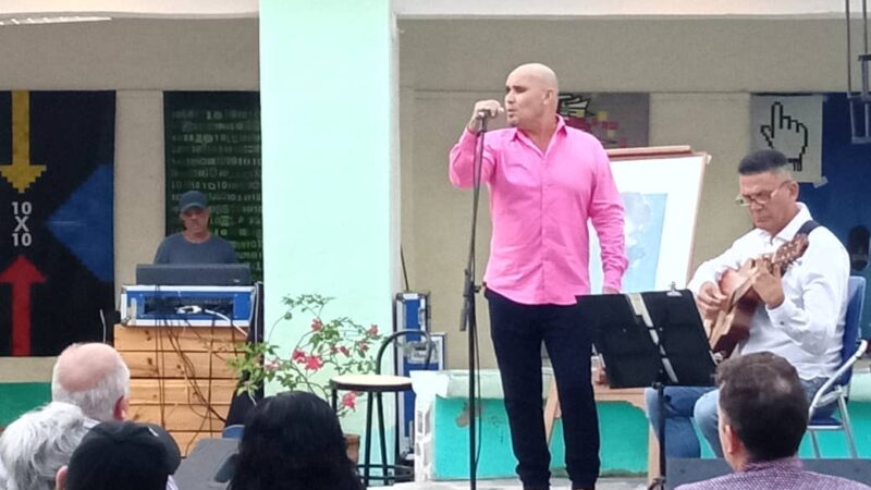 Homenajes por aniversarios del Centro Cultural Pablo de la Torriente Brau y su espacio A guitarra limpia