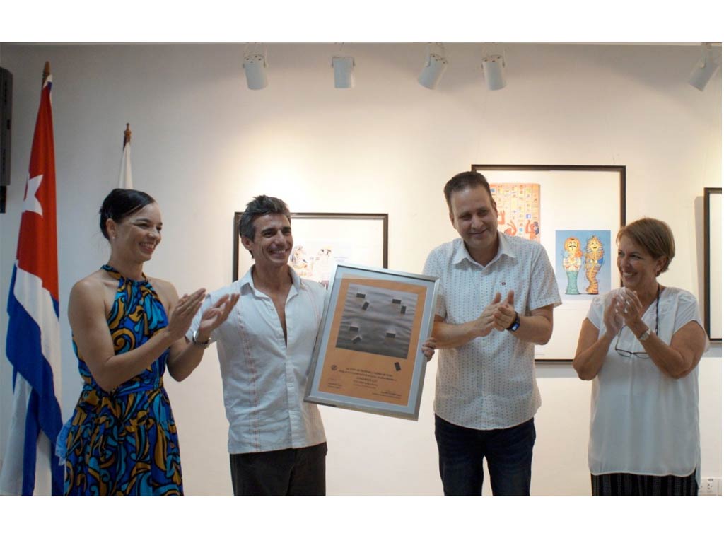 Entregan a Joaquín de Luz Premio Internacional Honorífico de Danza Josefina Méndez
