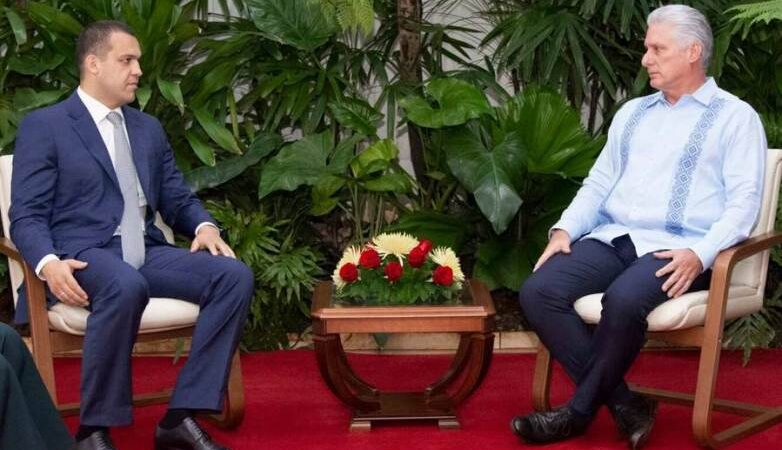 Recibe Díaz-Canel al Presidente de la Asociación Internacional de Boxeo