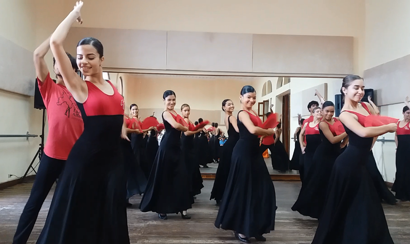 Lizt Alfonso Dance Cuba a escena