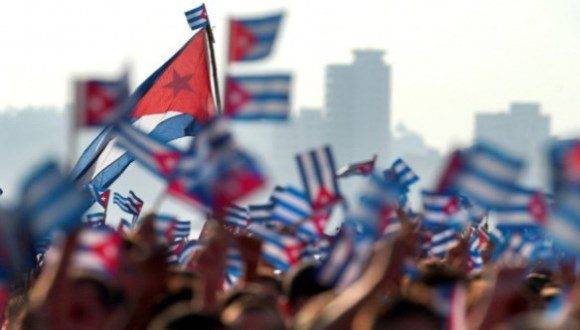 Bienvenido Año 65 de la Revolución