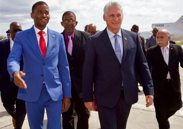 En Granada presidente de Cuba