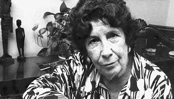 En la cultura cubana Dora Alonso, 112 años de su natalicio