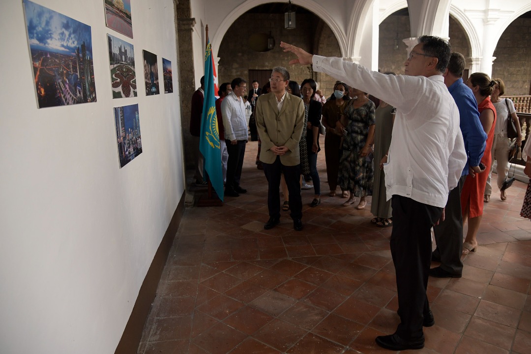 Hermandad entre Cuba y Kazajstán desde exposición fotográfica
