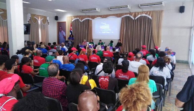 Festival Camagua Folk Dance dedica jornada a etnólogo Rogelio Martínez Furé