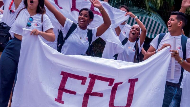 En su centenario, revolucionando la FEU