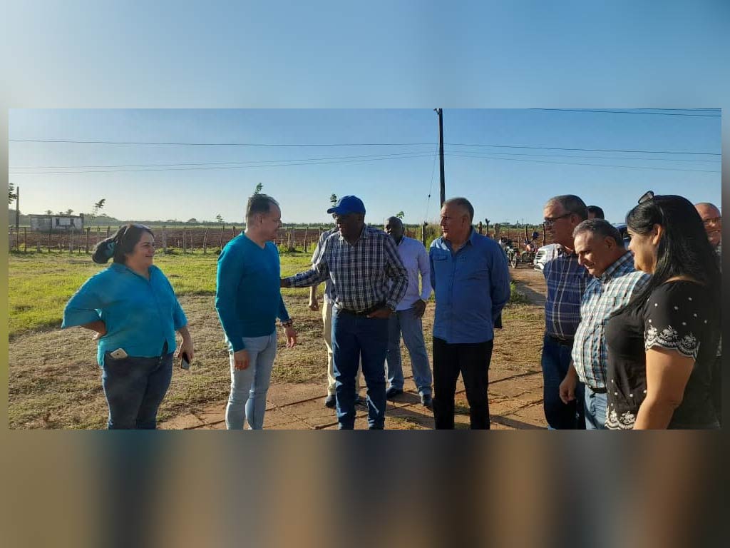 Vicepresidente cubano visitó campamento agrícola del proyecto social Quisicuaba