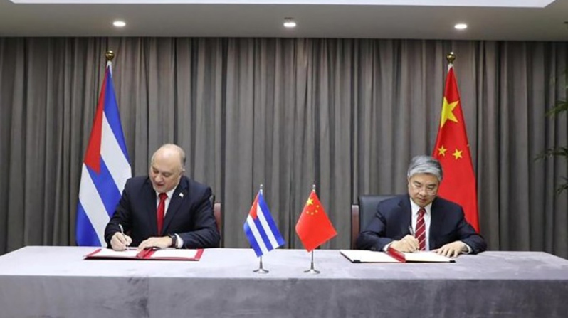 China oficializa donativo de 100 millones de dólares a Cuba