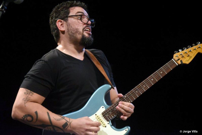 Guitarrista Dayron Ortiz homenajeará a la compositora Martha Valdés