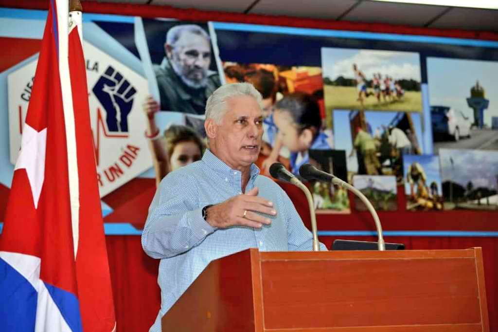 «Sí podemos superar la crisis que atraviesa el país”, afirmó Díaz-Canel