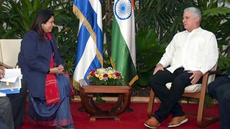 Presidente cubano recibió a Ministra de Estado de la India