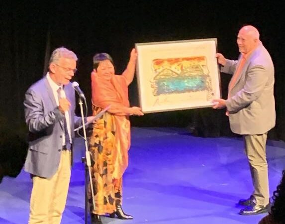 Flora Fong y la naturaleza de lo antológico