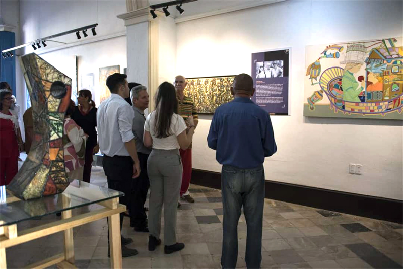 Leal y su vínculo con las artes visuales