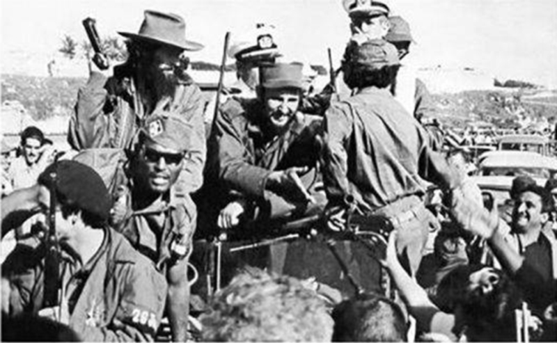 Entrada en La Habana de la Caravana de la Libertad, con Fidel Castro al frente, el 8 de enero de 1959 (Foto: Archivo)