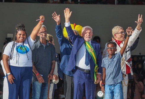 Felicita Díaz-Canel a Lula por su tercer mandato presidencial