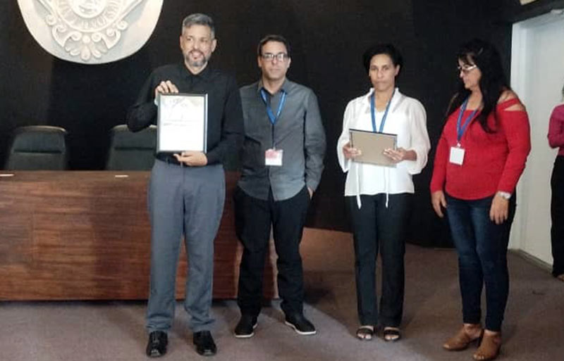 Entregan Premio de la Crítica Literaria 2022