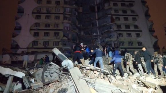 Cuba expresa solidaridad a Türkiye y Siria frente a terremoto