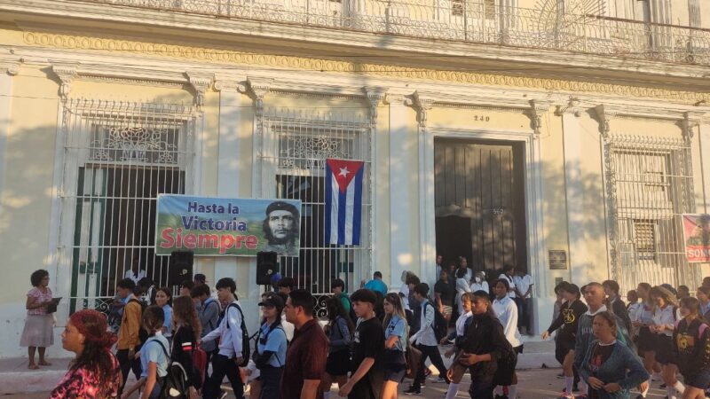 Casa natal de José Antonio Echeverría, sitio de diario tributo
