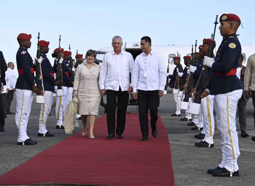 Presidente de Cuba arribó a República Dominicana para Cumbre Iberoamericana