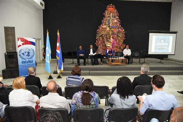 Sociedad civil de Cuba condena bloqueo de EEUU y campañas mediáticas