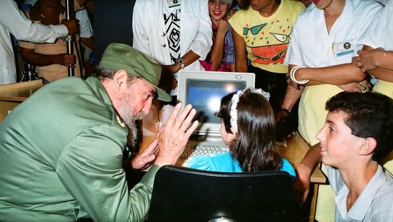 Celebra Palacio Central de Computación su aniversario 32