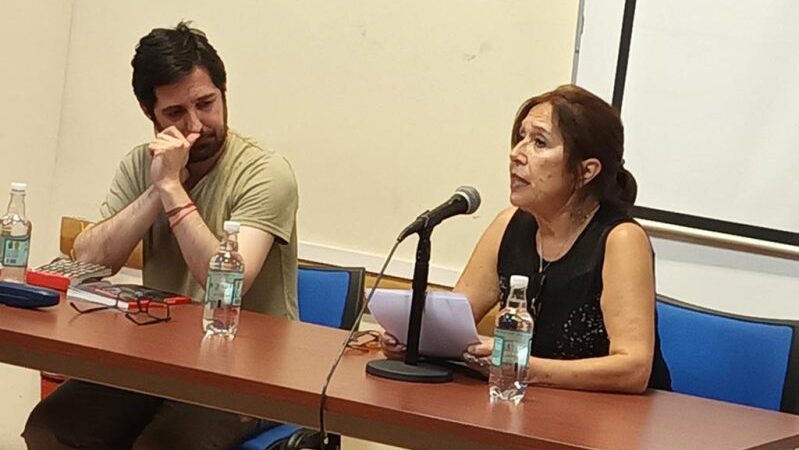 Presentan en Chile libro Fidel Castro en la canción de Silvio Rodríguez