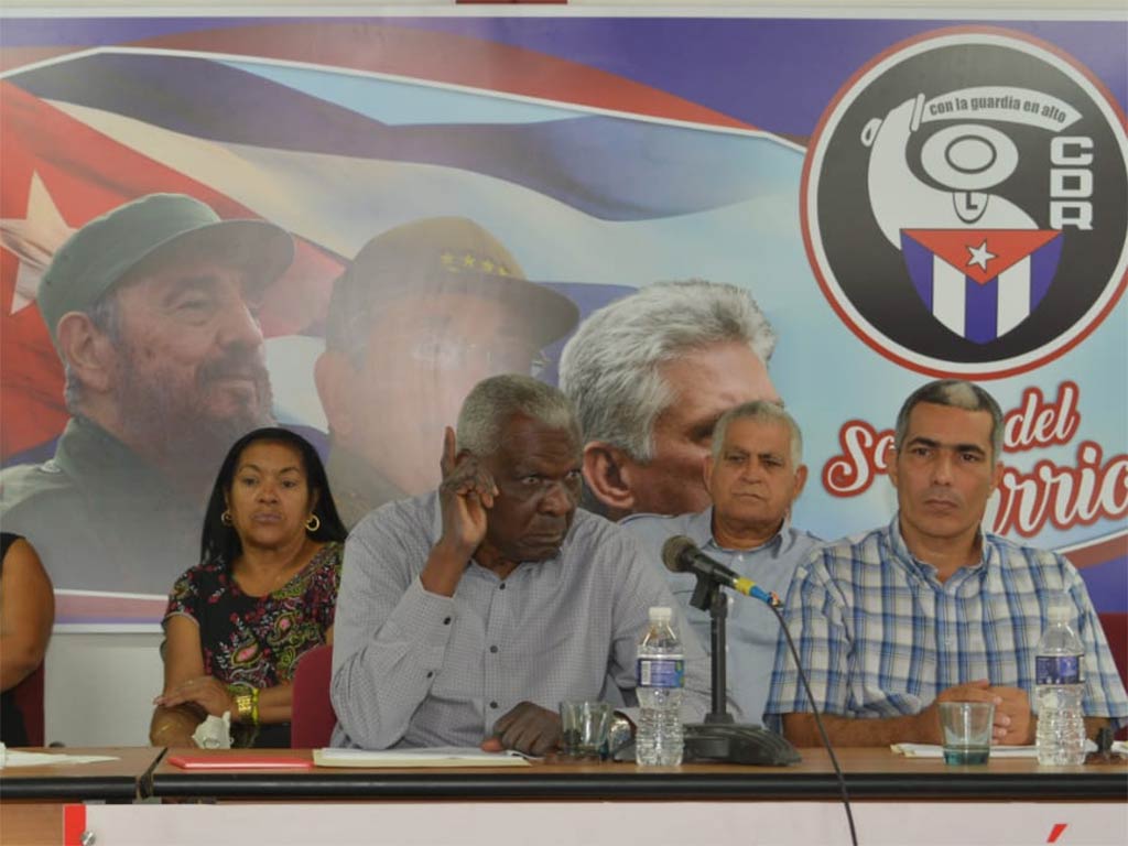 Instó parlamento cubano a fortalecer vínculos con las comunidades