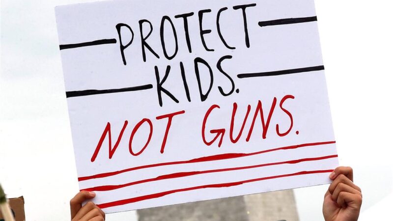 Canciller cubano cuestionó política de armas en EEUU