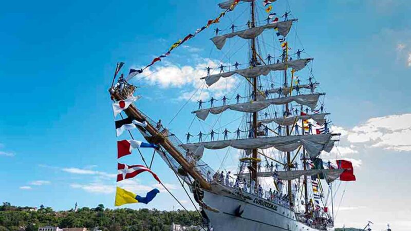 En Cuba buque escuela de la Armada de México