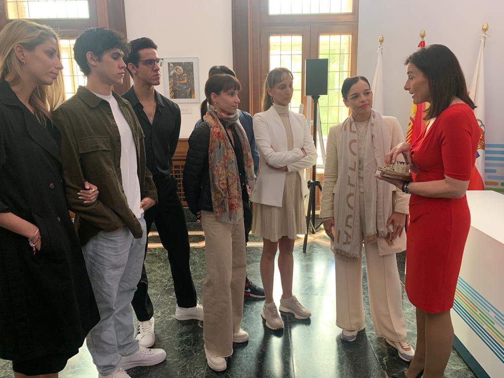Visita el Ballet Nacional de Cuba el Ayuntamiento de Santander