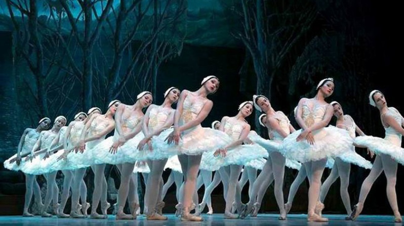 Ballet Nacional de Cuba prepara dos estrenos del coreógrafo británico Ben Stevenson