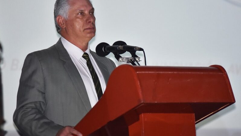 Acentúa Díaz-Canel rol de la ciencia y la innovación