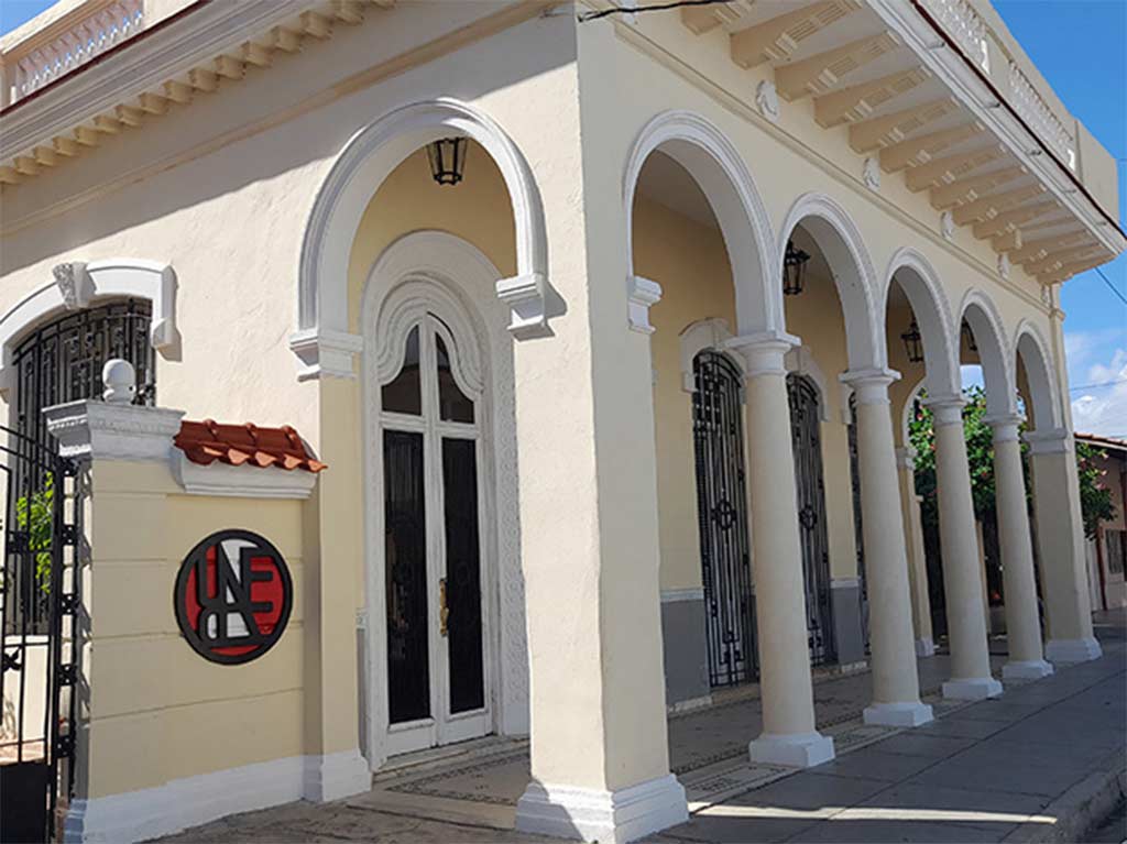 Intercambian cultores de música campesina de Cuba y México