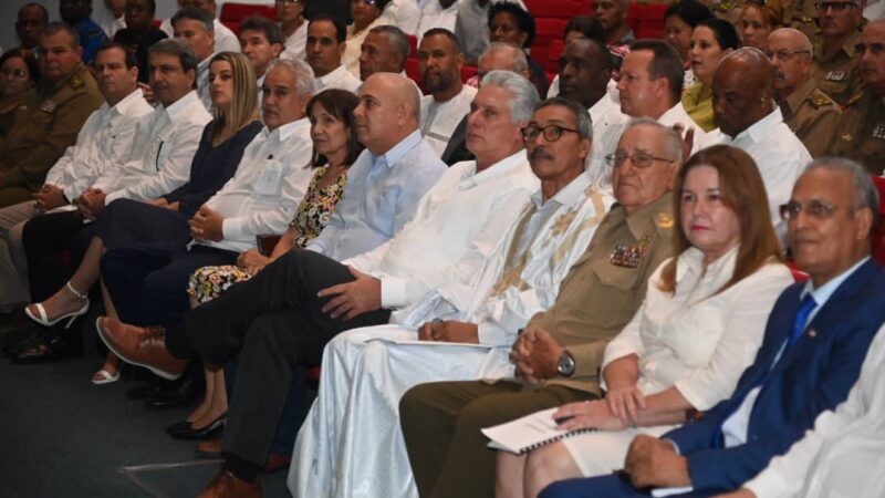 Asiste Díaz-Canel a acto por aniversario 50 del Frente Polisario