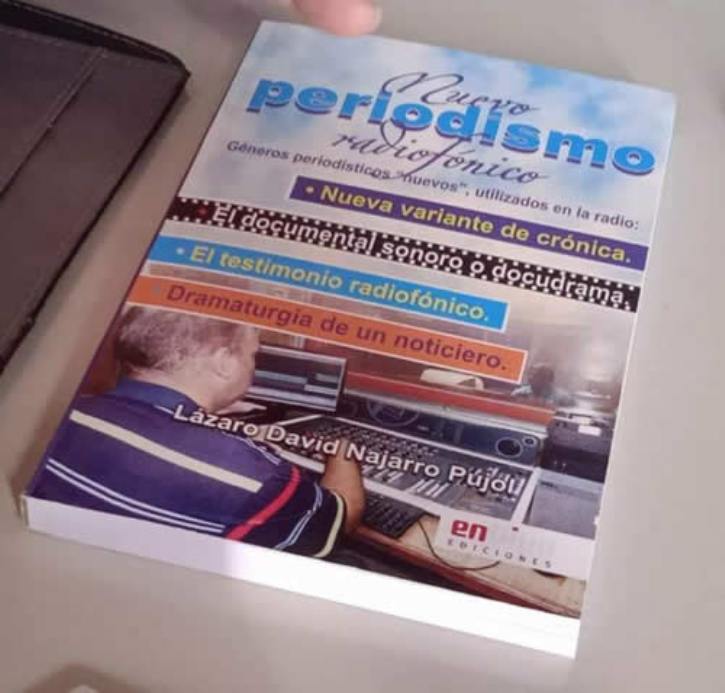 Presentarán libro Nuevo periodismo radiofónico en la librería Fayad Jamís