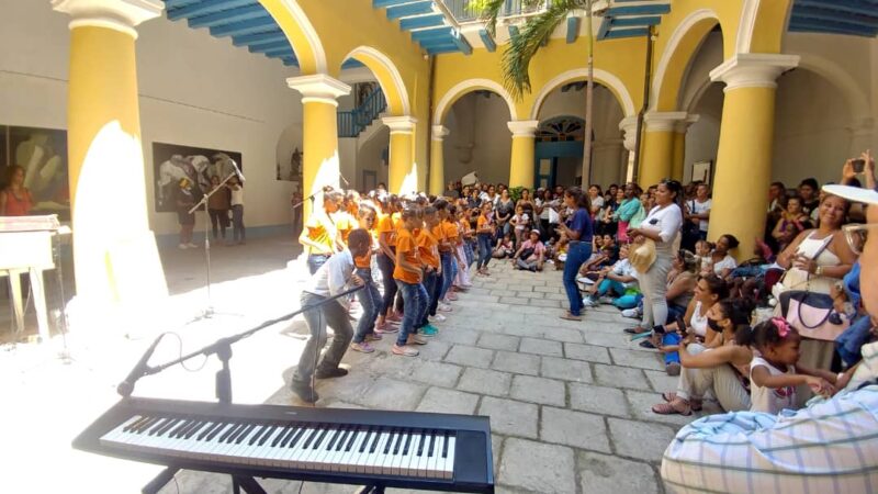 Voces infantiles cantaron en Cuba a la niñez latinoamericana